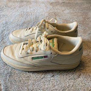 Reebok - Club C 85 Vintage Shoes - Chalk/Alabaster/Glen Green